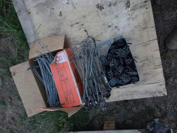 Used - Elec. Fence Stand-offs with Poly Insulators