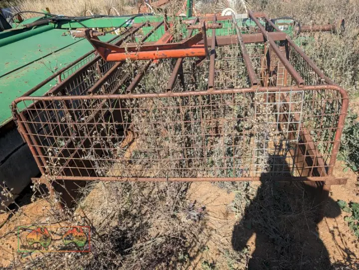 SMALL CAGE