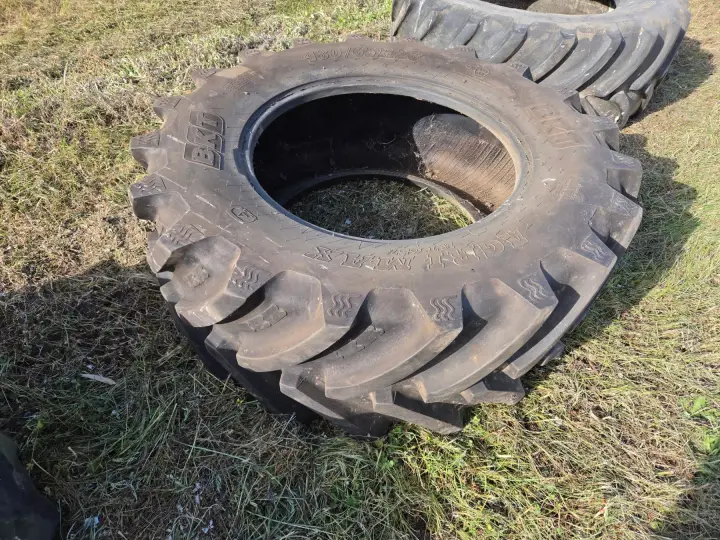Used - BKT AgriMax 480/65R28 Tractor Tyre