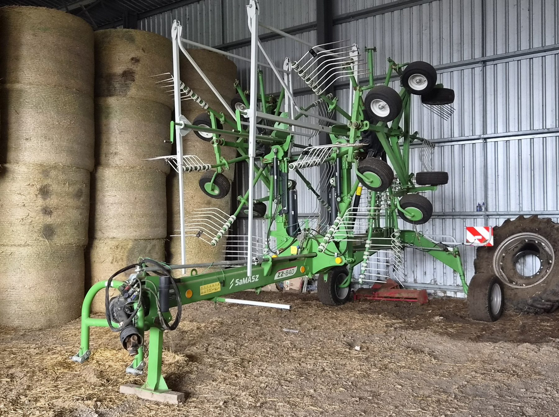 2018 SaMASZ Z2-840 Twin Rotor Hay Rake