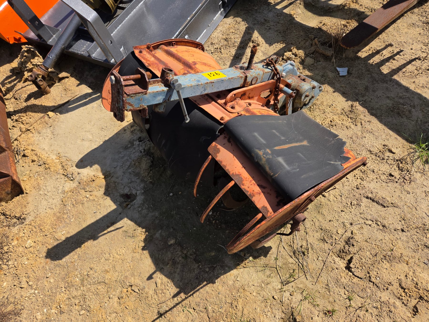 Kubota B6000 4WD Mini Tractor - photo 6