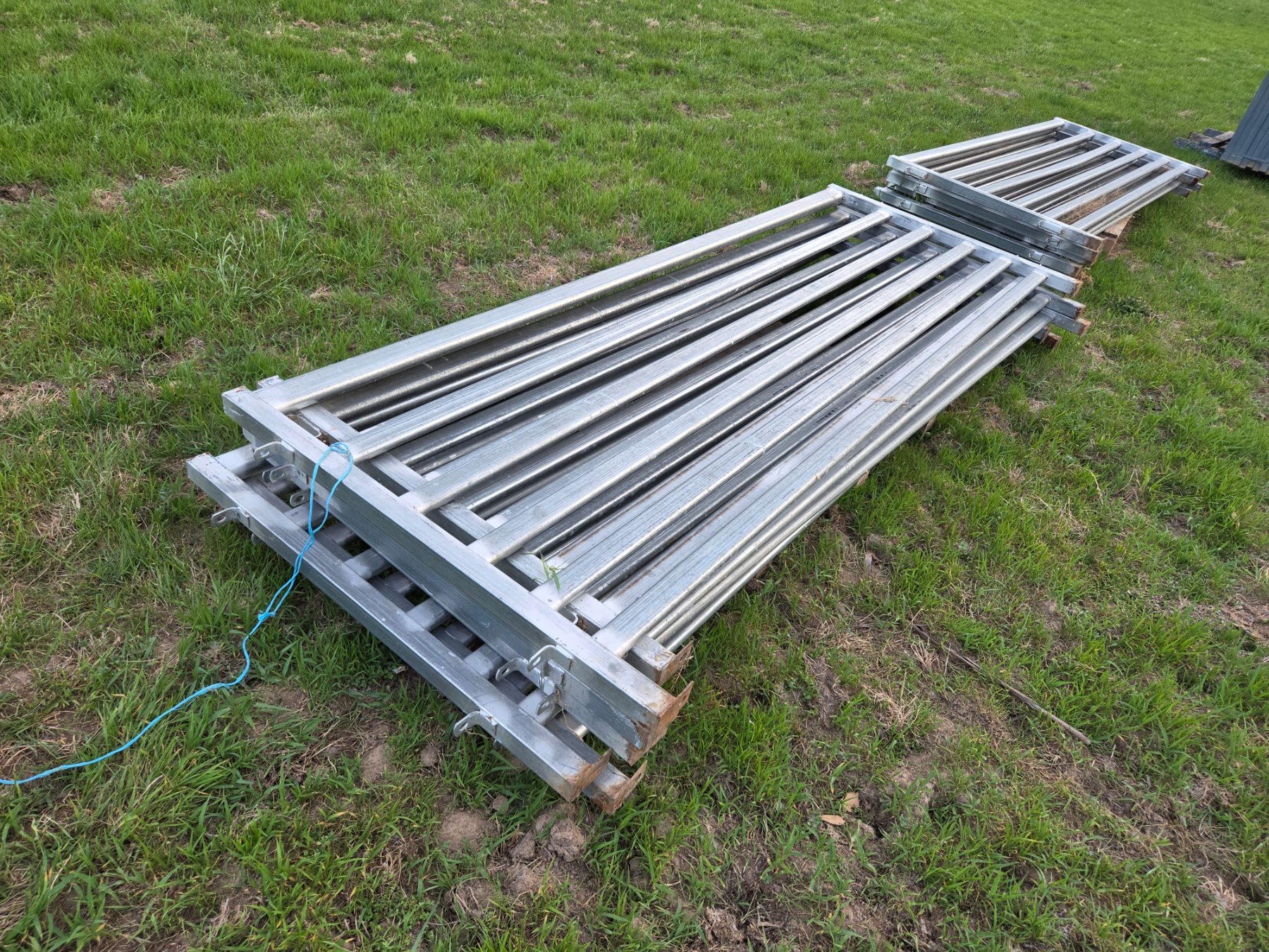 Used - 3m x 6 Rail H/duty Sheep Yard Panels ($/Panel) - photo 1