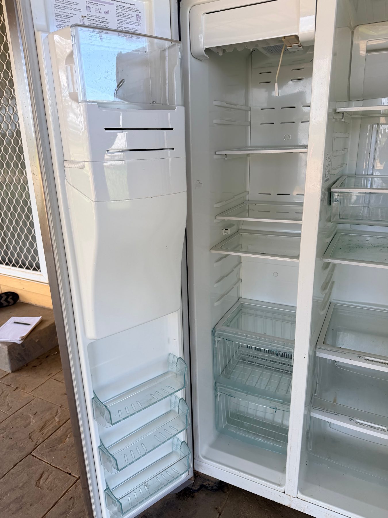Working 555L Westinghouse Fridge Freezer - photo 2