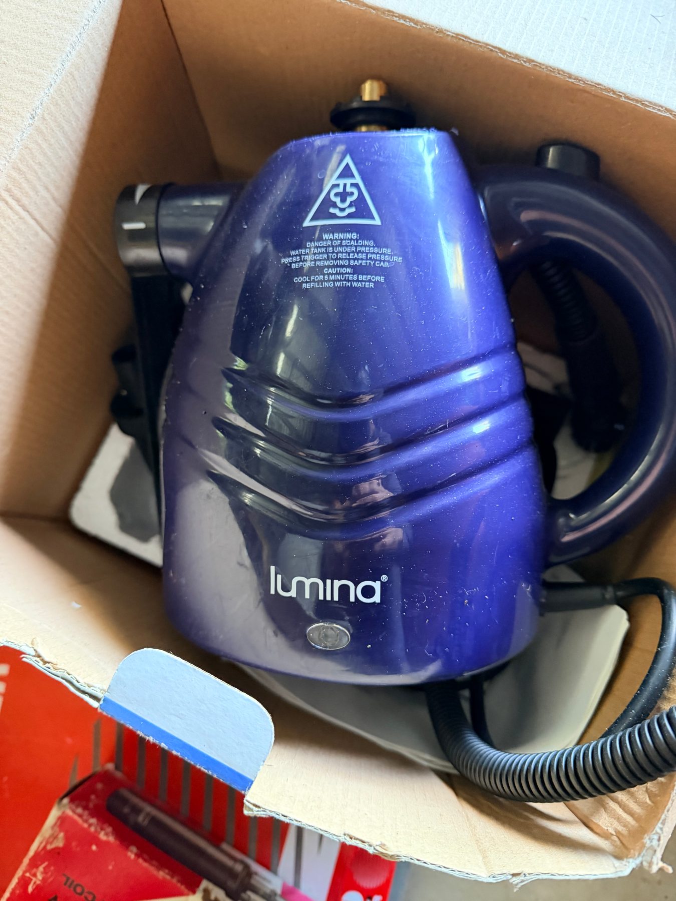 Lumina electric steam cleaner - photo 2