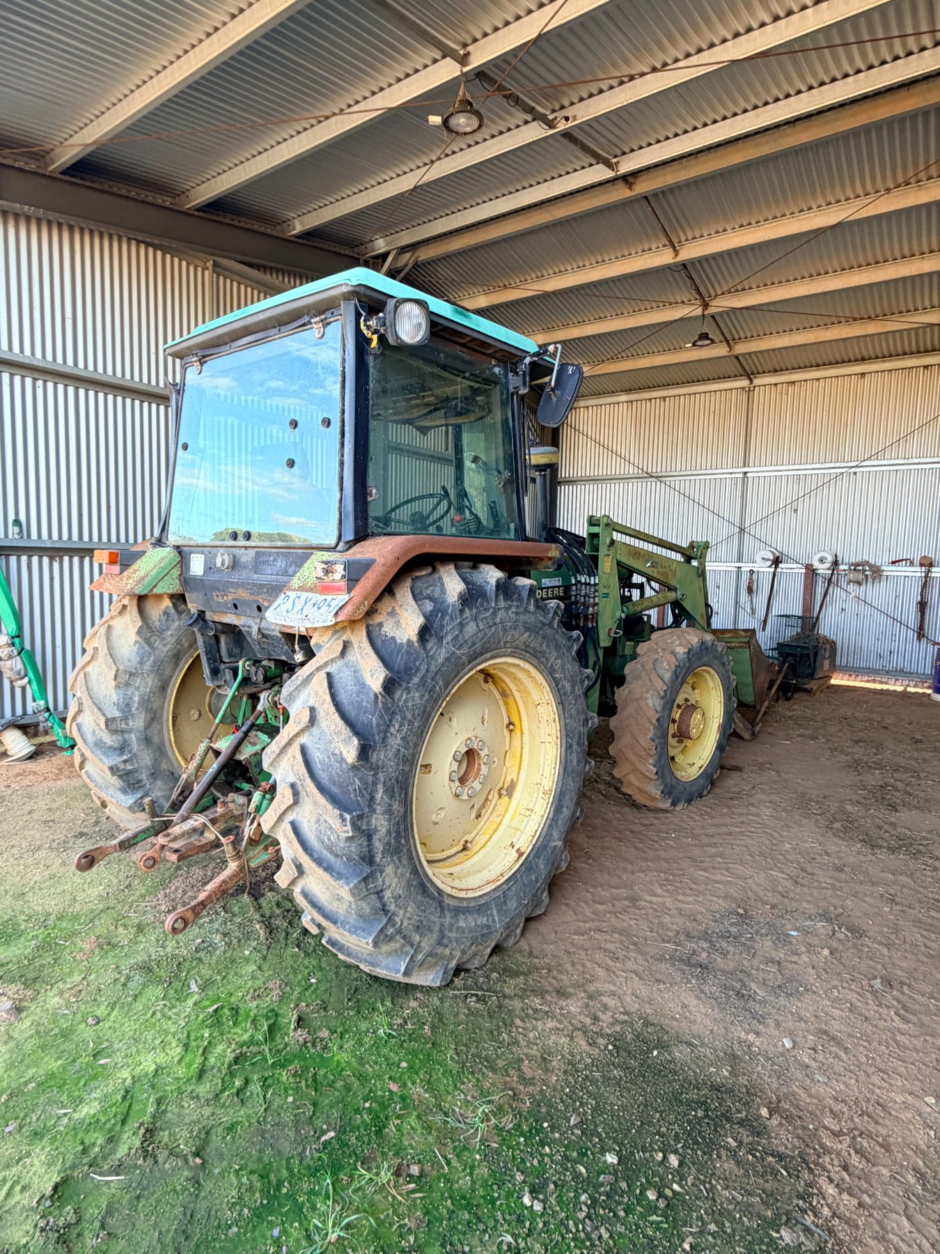 1988 John Deere 2850 Tractor & FEL - photo 8