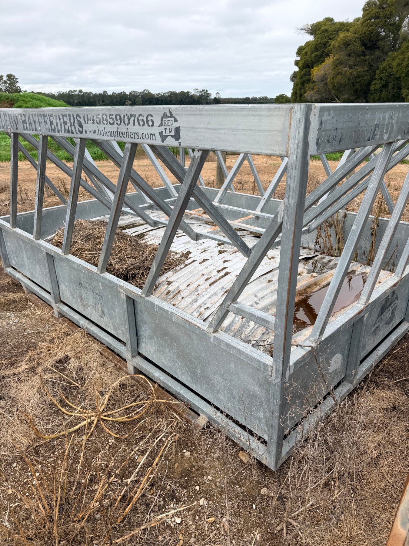 Large Bale Up feeder - photo 3