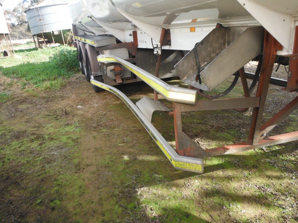 2016 Marshall Lethlean Tri-axle Tanker - photo 9
