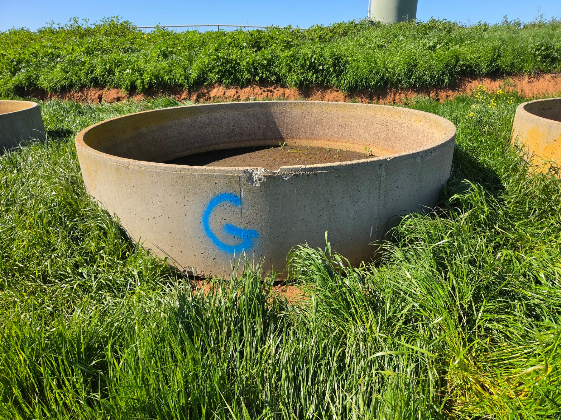 10ft Stock Trough with Ball Valve (G) - photo 1