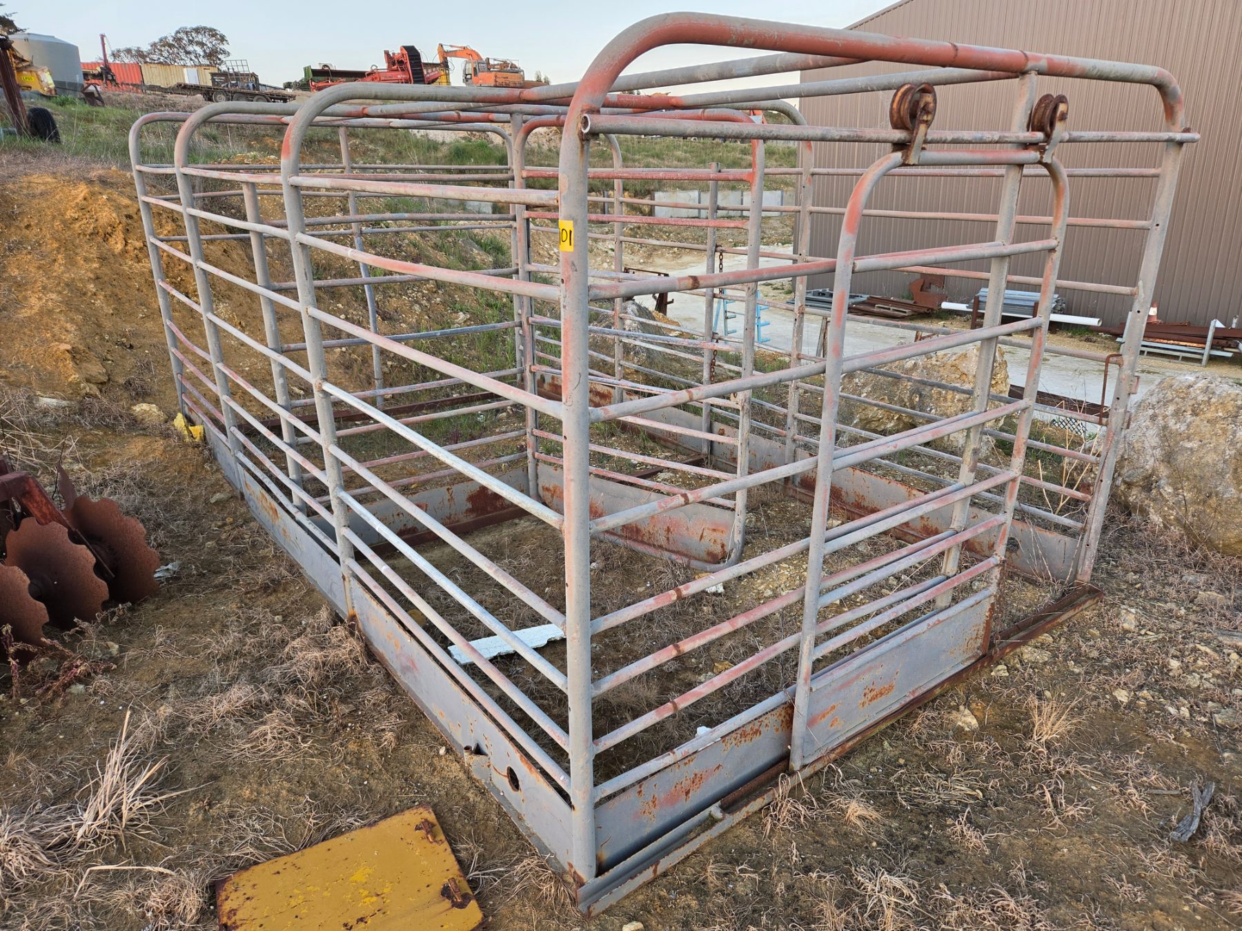 Galv. 2 Pen Cattle Crate 8x14ft - photo 2