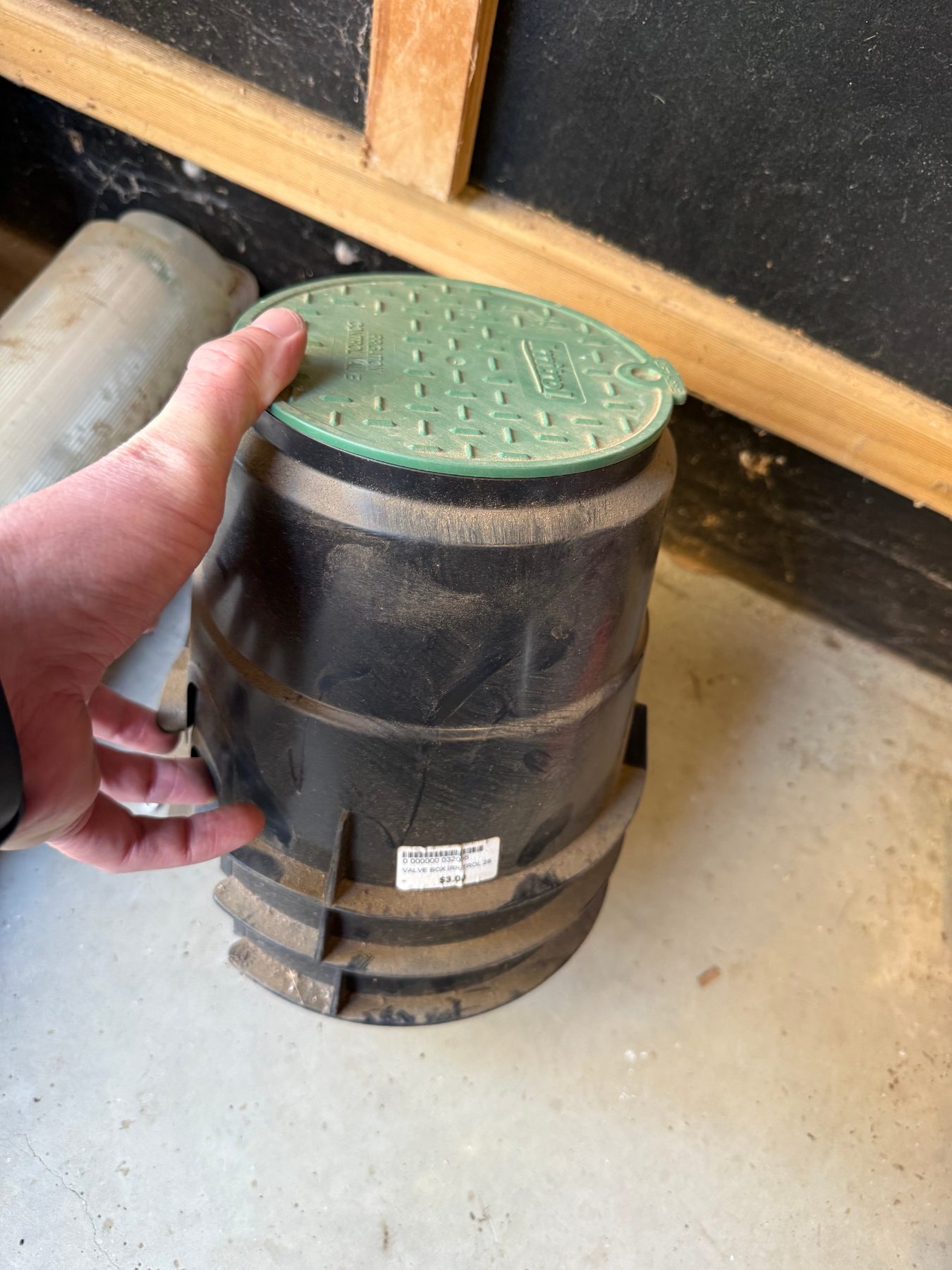 3 x Garden sprinkler control valve covers - photo 1