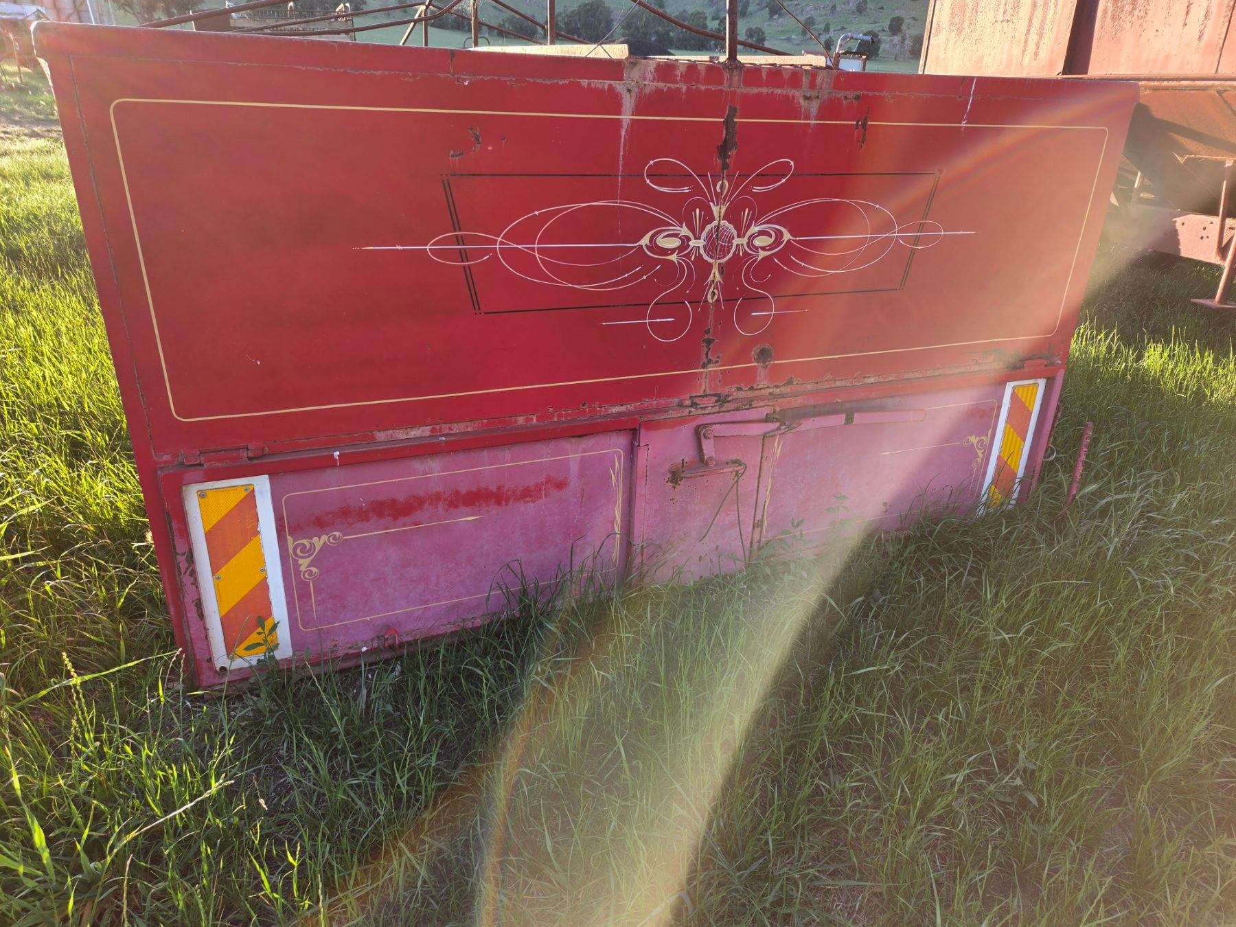 Used - 18ft Truck Grain Bin - photo 4
