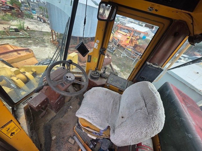 Case 621ZF Wheeled Loader - photo 10