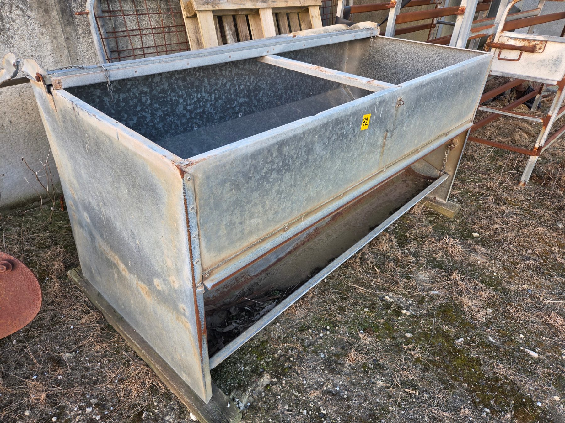 Denyer Sheep Grain Feed Bin - photo 4