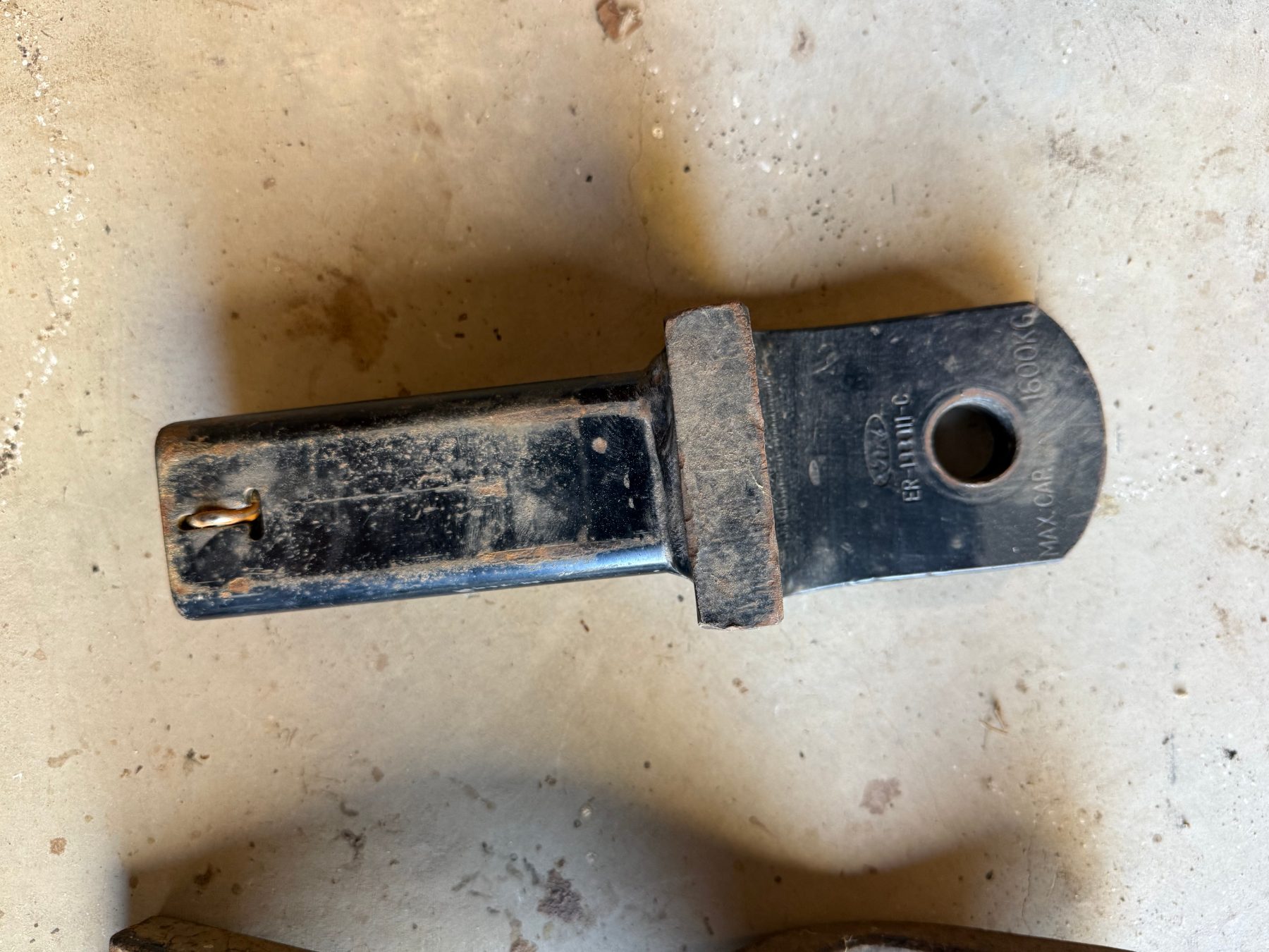 Ford 1600kg tow tongue