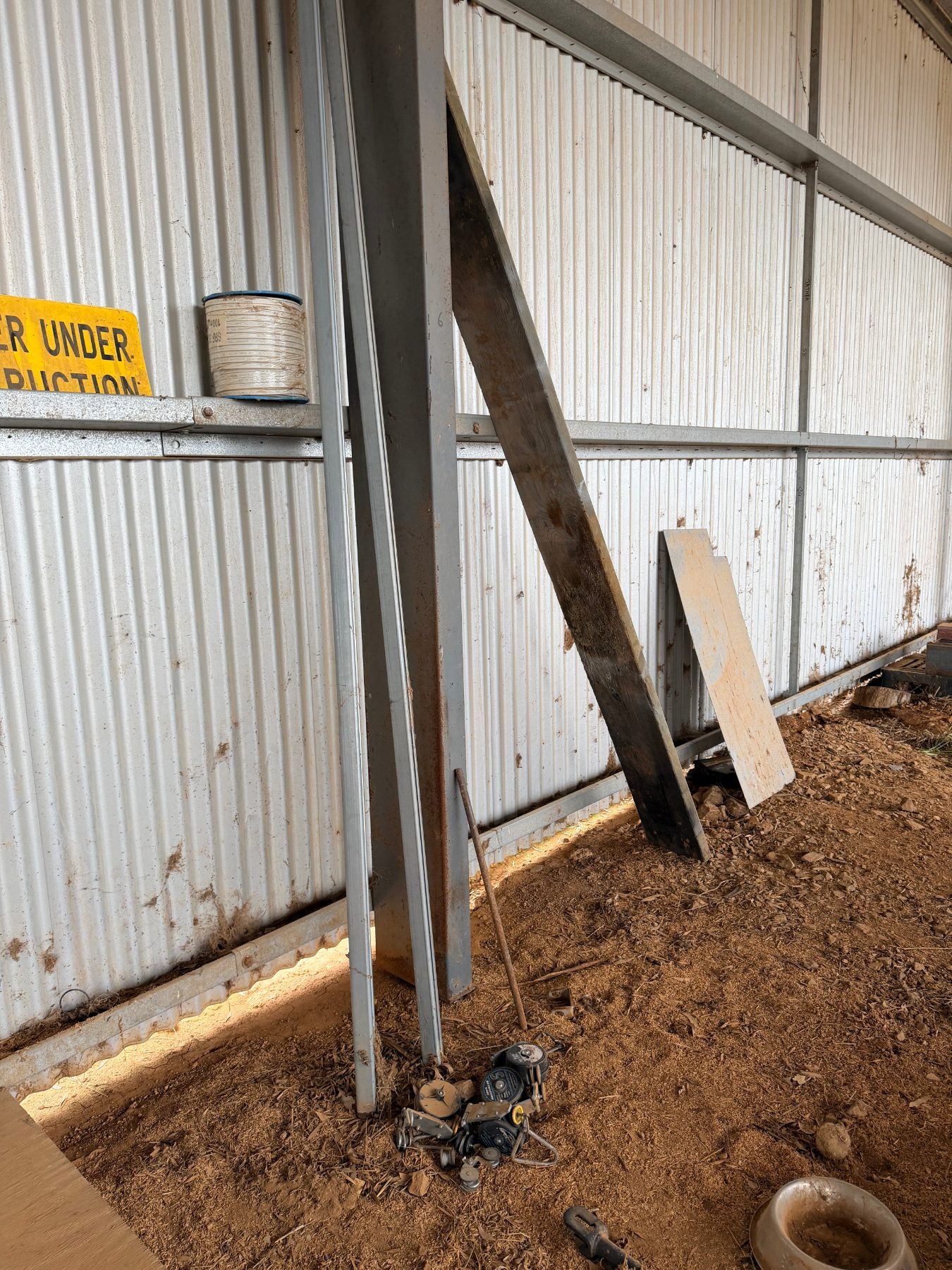 4 Retracter wires and running track for truck - photo 3