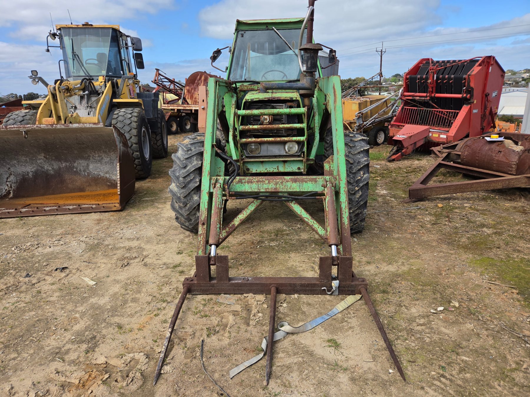 Deutz DX90 FEL Tractor - photo 2