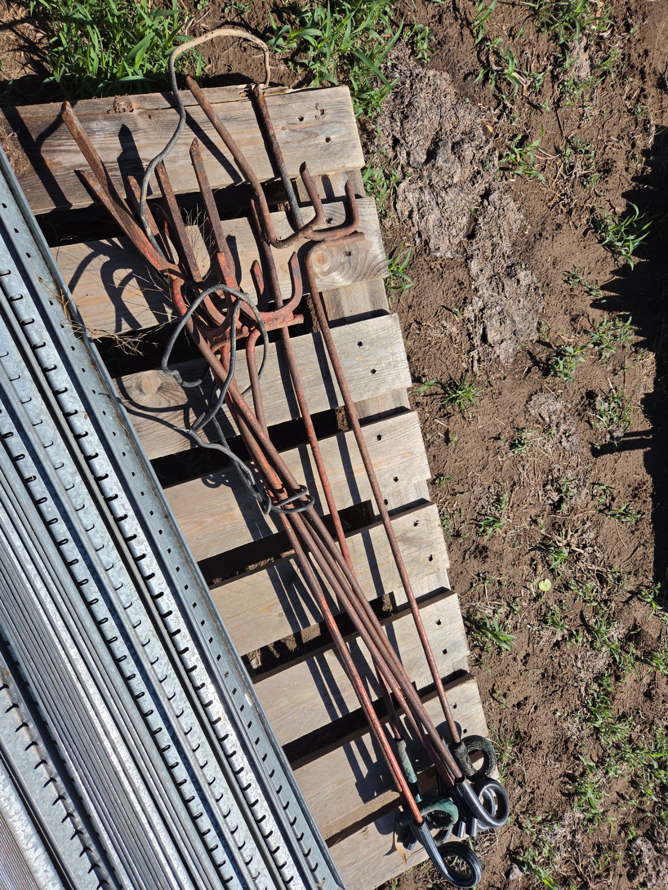 Used - 7x Pig-Tail Tread-ins - photo 2