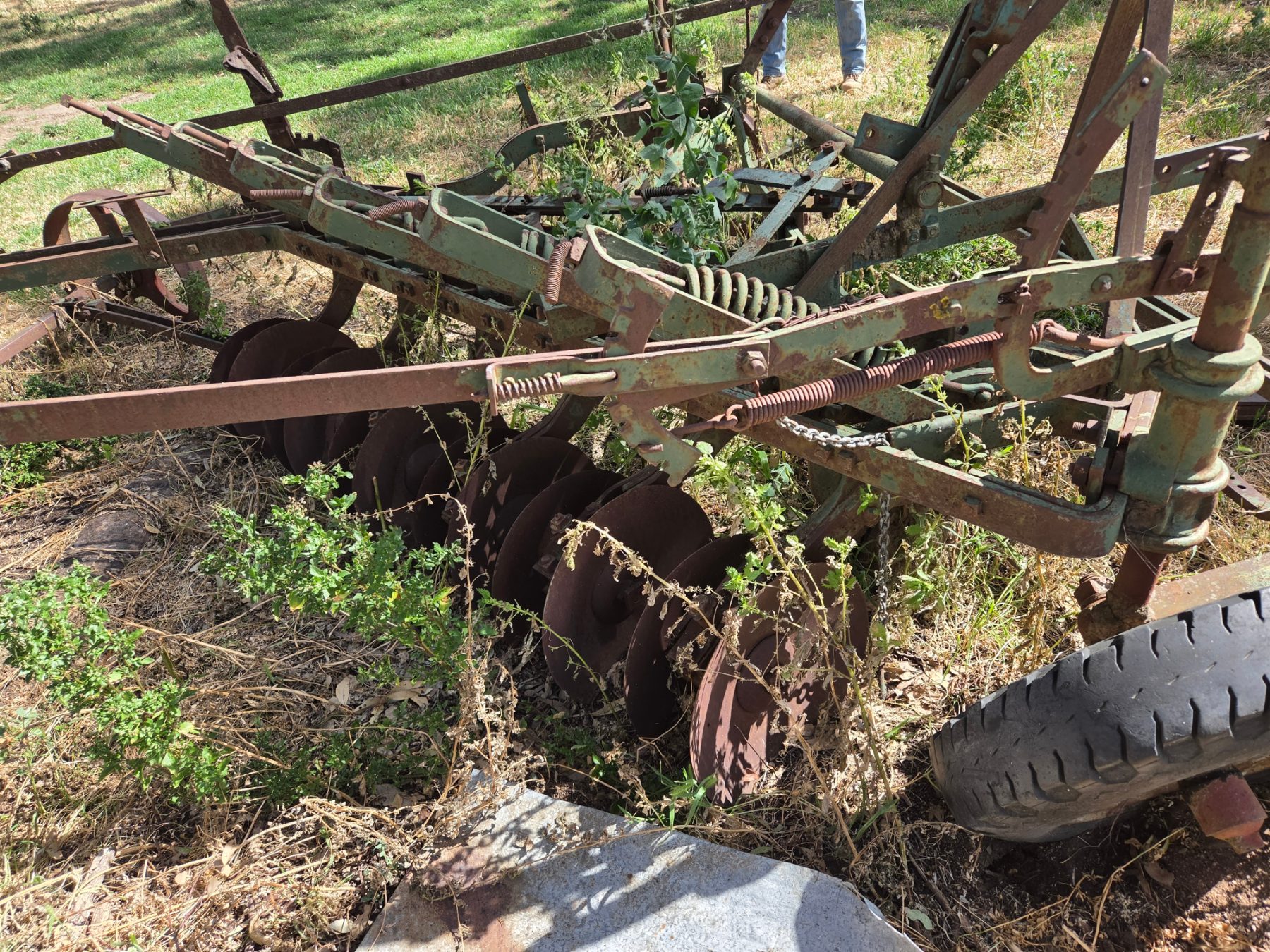 Used - John Shearer Royal 14 Plate One-way Disc Plough - photo 5