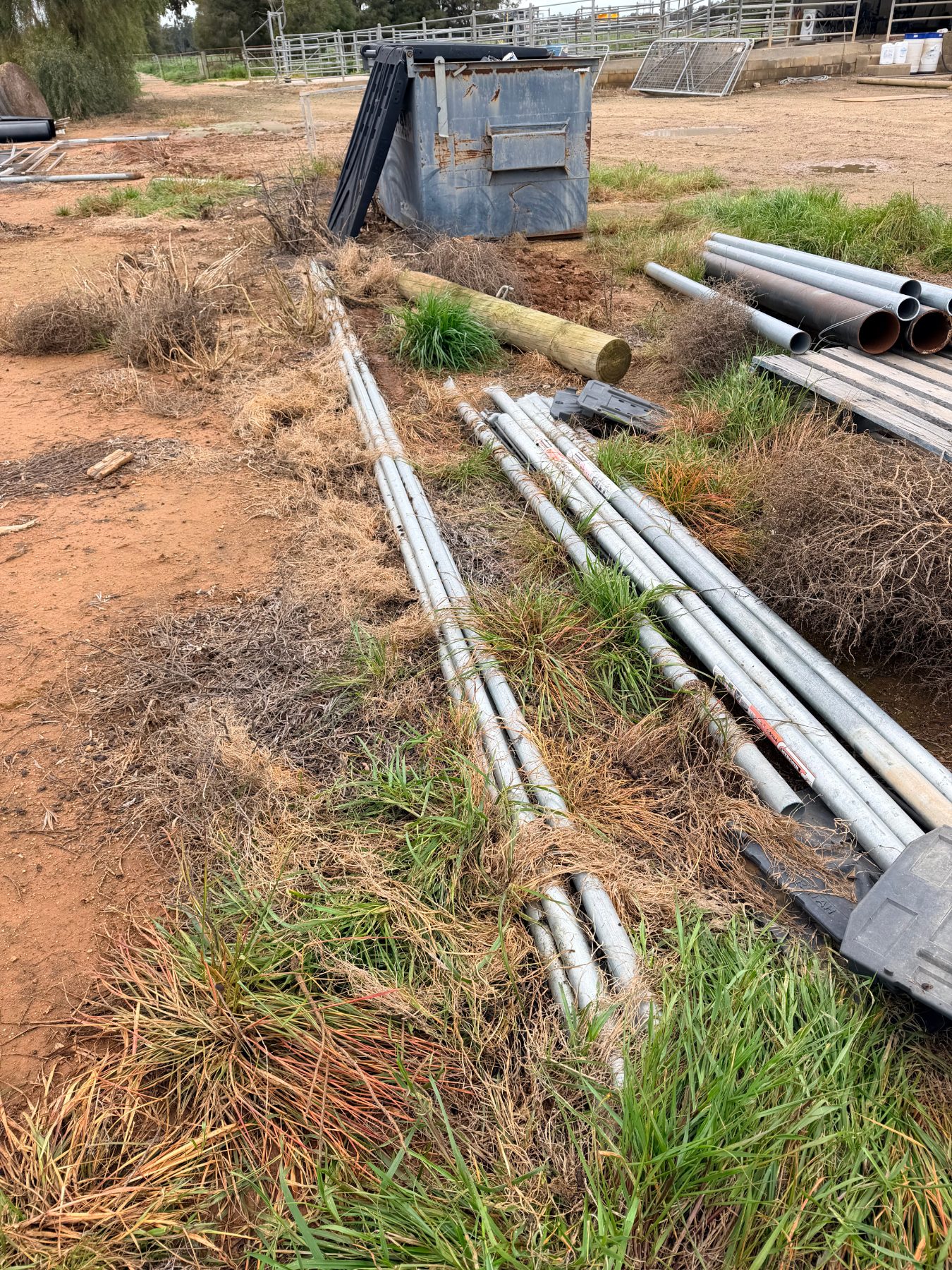5 full lengths of 40mm gal pipe