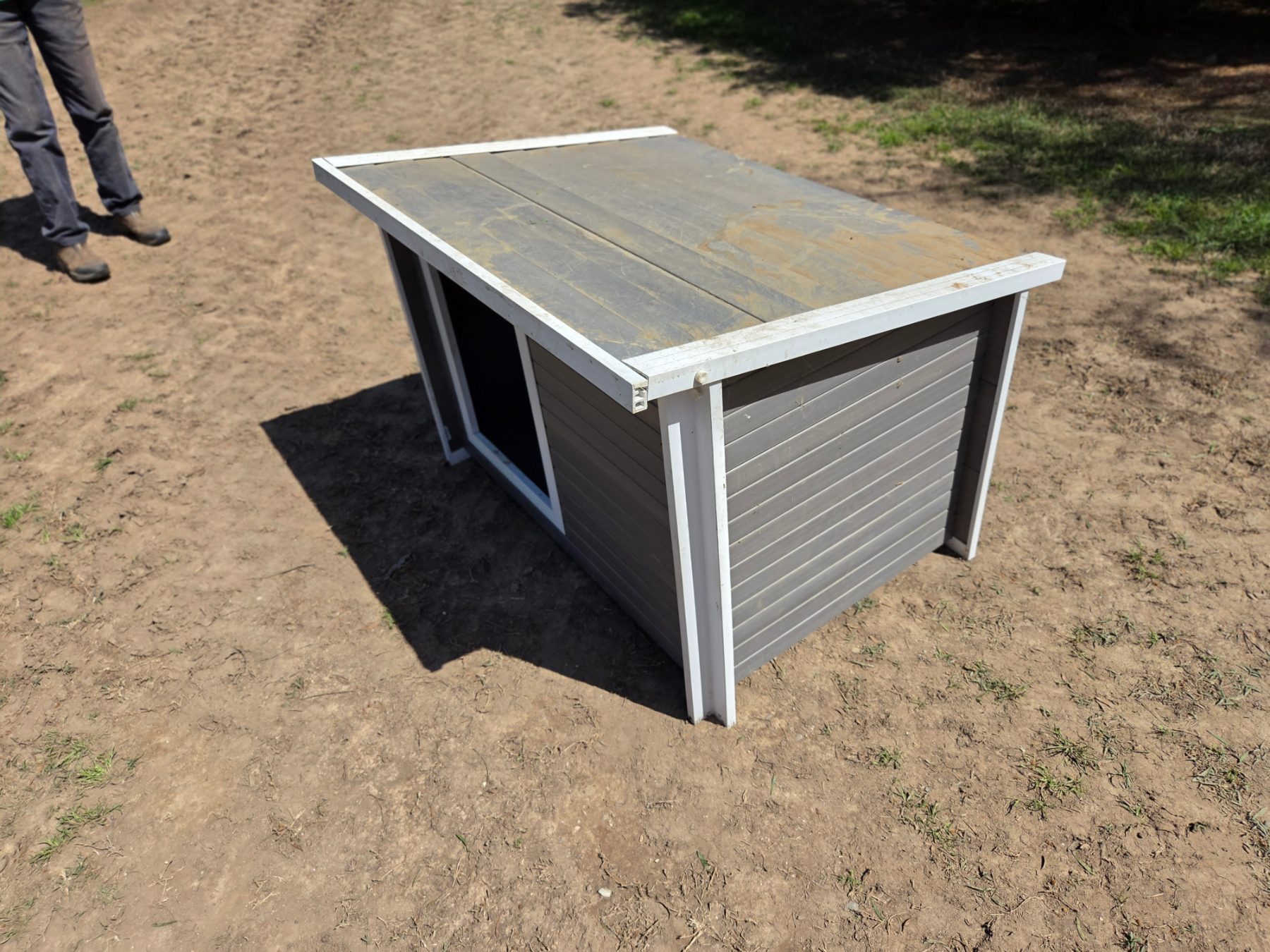 Used - Ecoflex Large Dog Kennel - photo 2