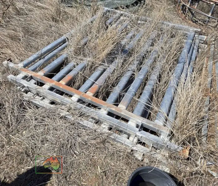 5 X Cattle yard panels - photo 1