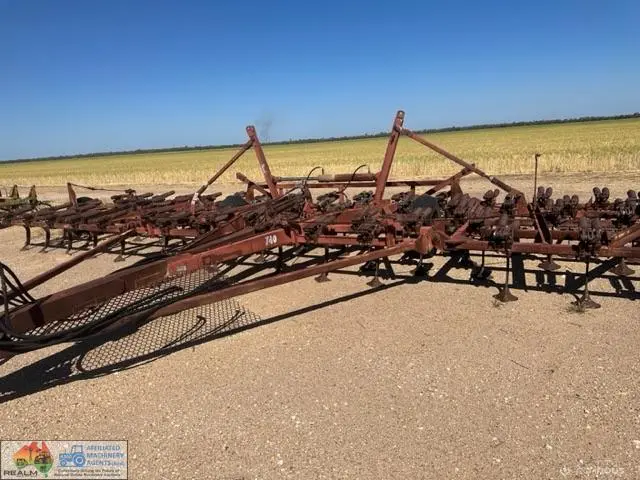 740 International - Folding Scarifier - 69 Tynes - photo 17