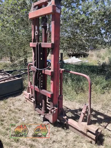 Bale Boy plus forklift mast - photo 1