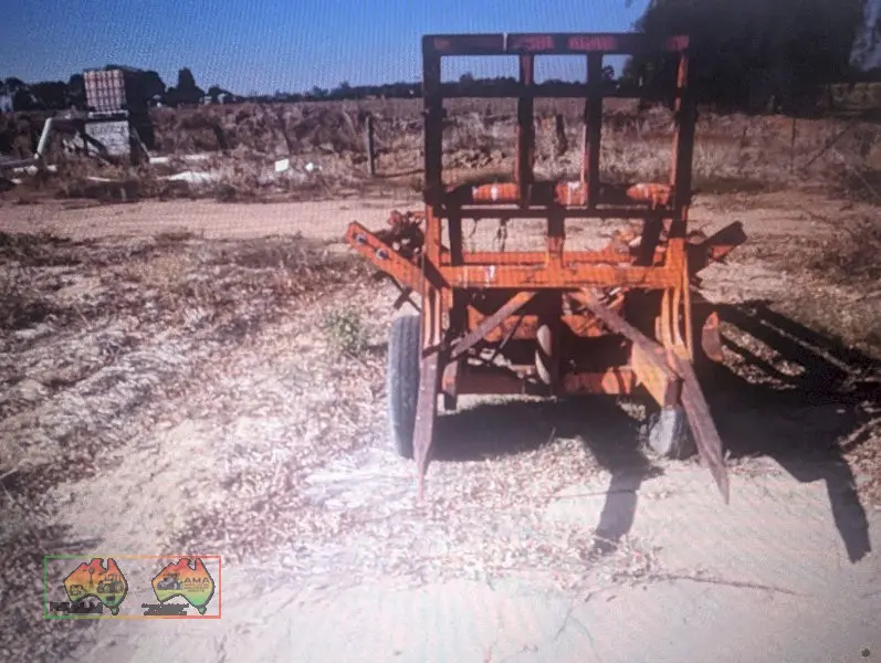 Hay Feedout Sidewinder Wagon - photo 2