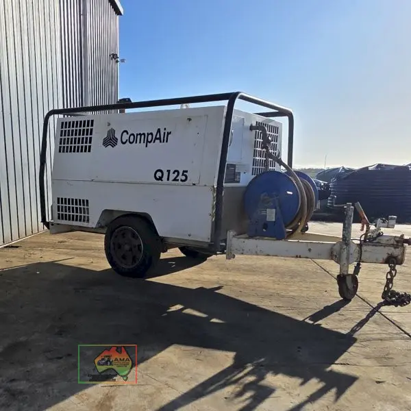 Compair Q125 125CFM Diesel Rotary Screw Compressor + Hose Reel & Blowgun - photo 2