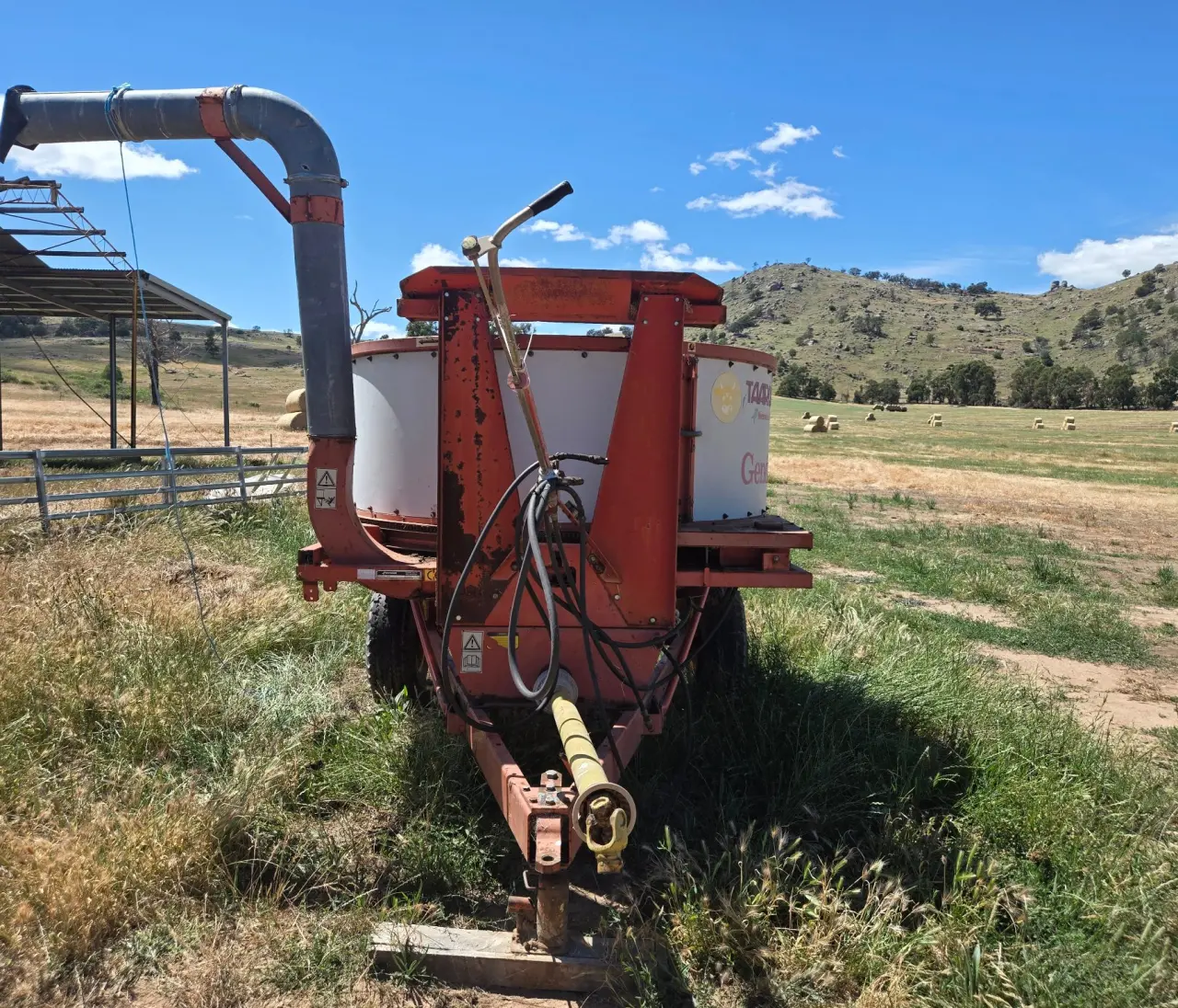 Used - Kverneland Rotary Hay Shredder - photo 7