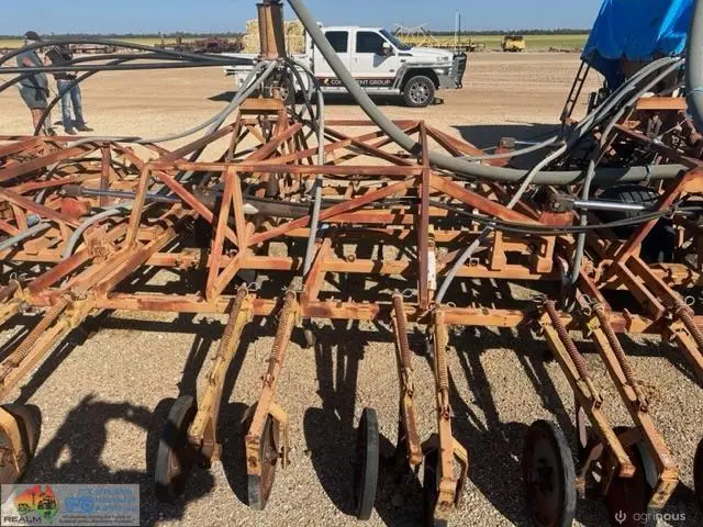T 220 - Gyral Seeder zero till - 54 f - - photo 14