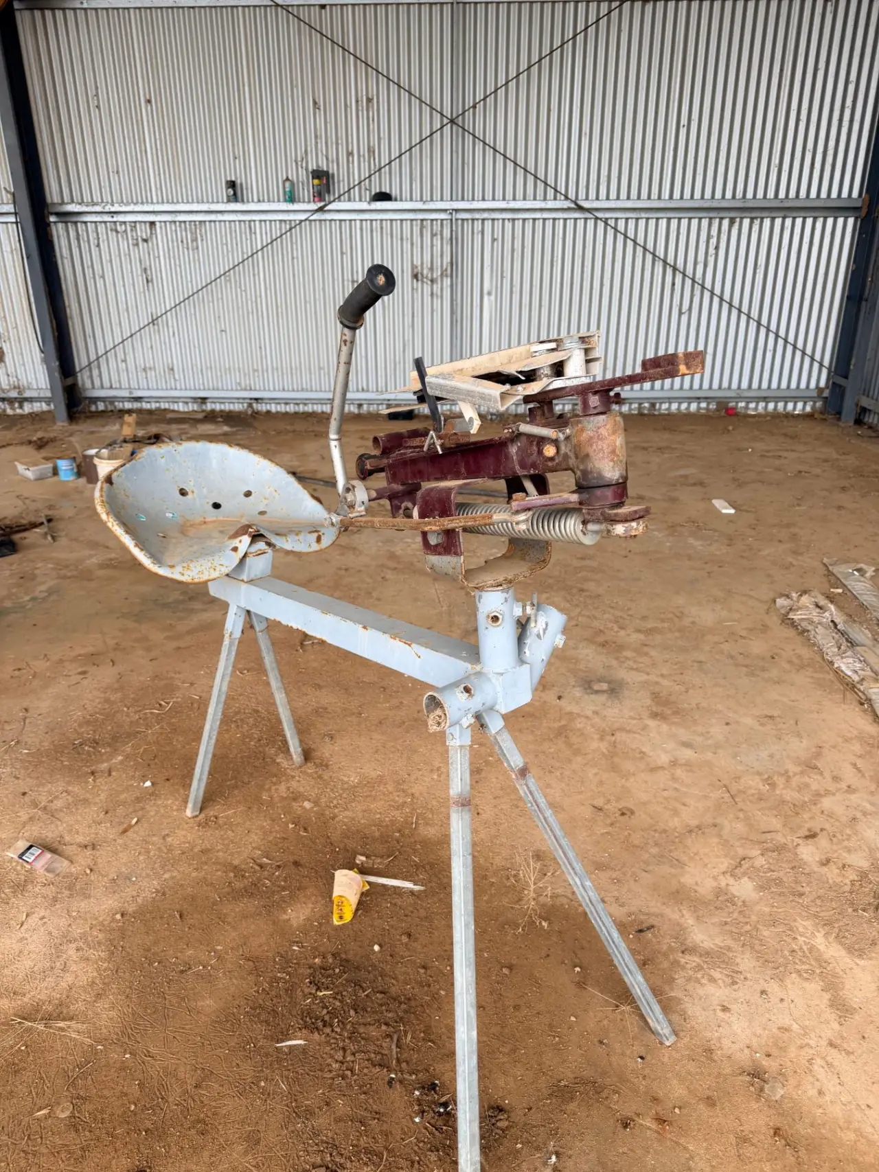 Clay target launcher - photo 2