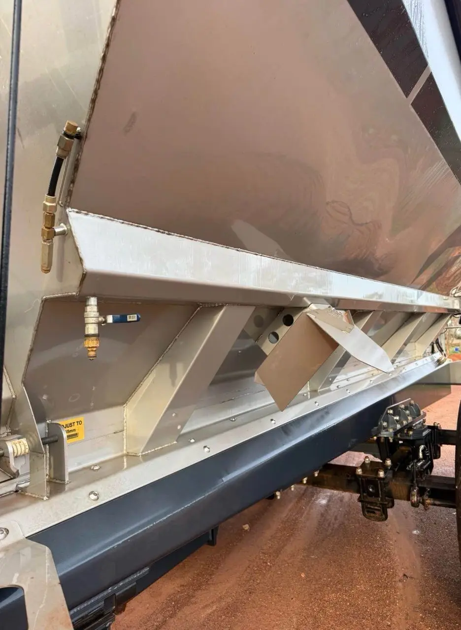 2023 Hansa T23 Stainless Steel Spreader - photo 11
