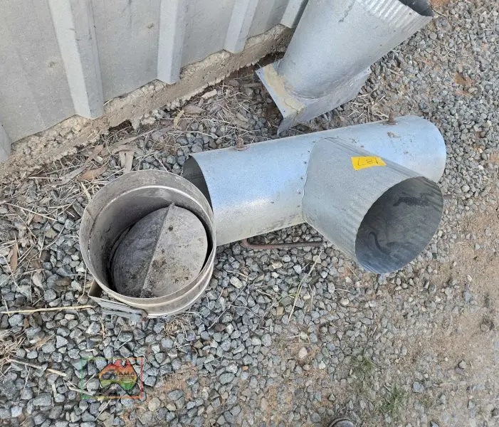 Assorted ducting pieces with butterfly valve - photo 1