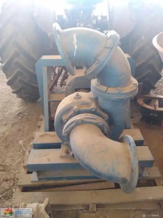 A 554 International Tractor & Pump - photo 10