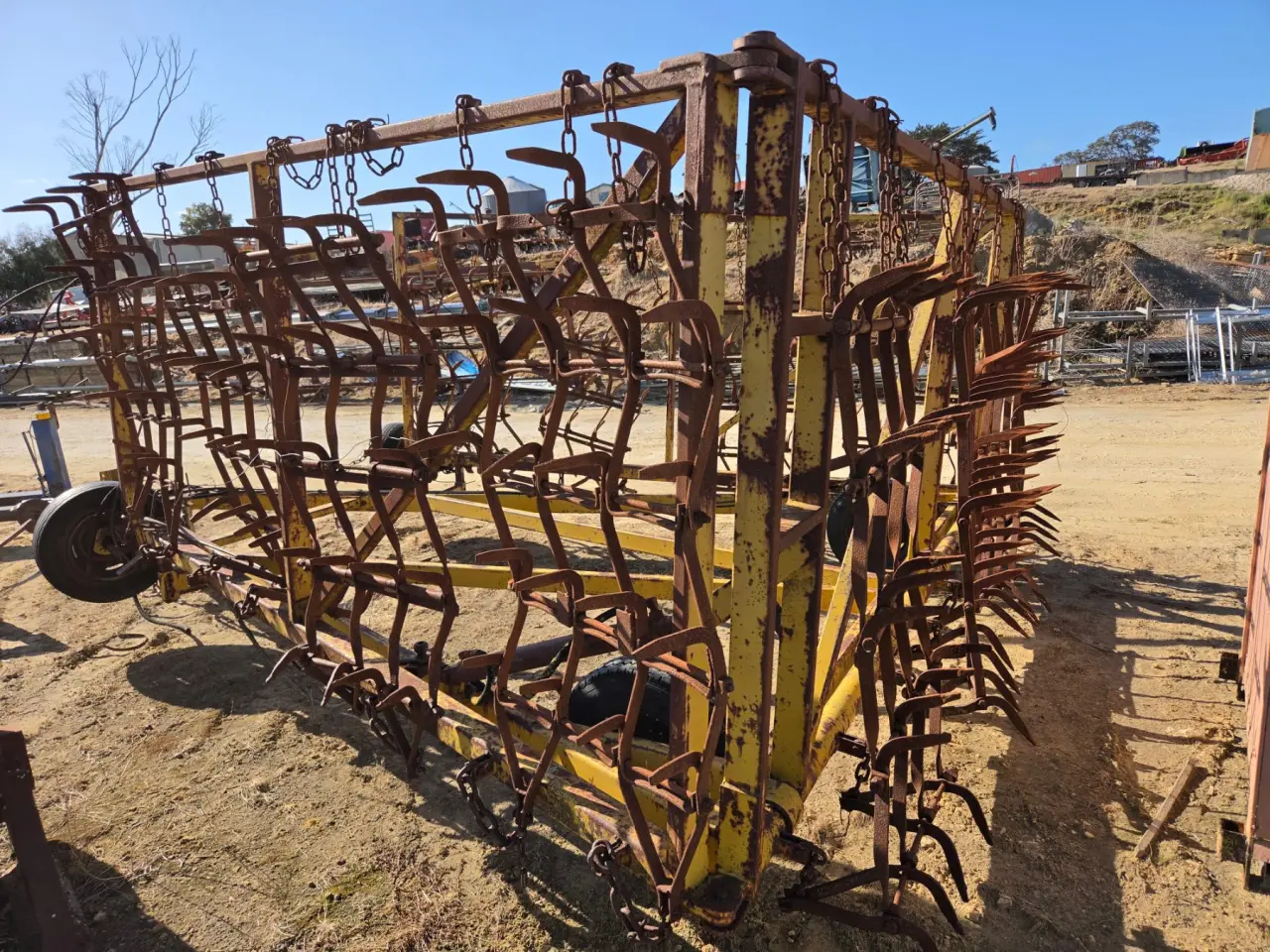 Chamberlain 12 Leaf Folding Harrows - photo 5
