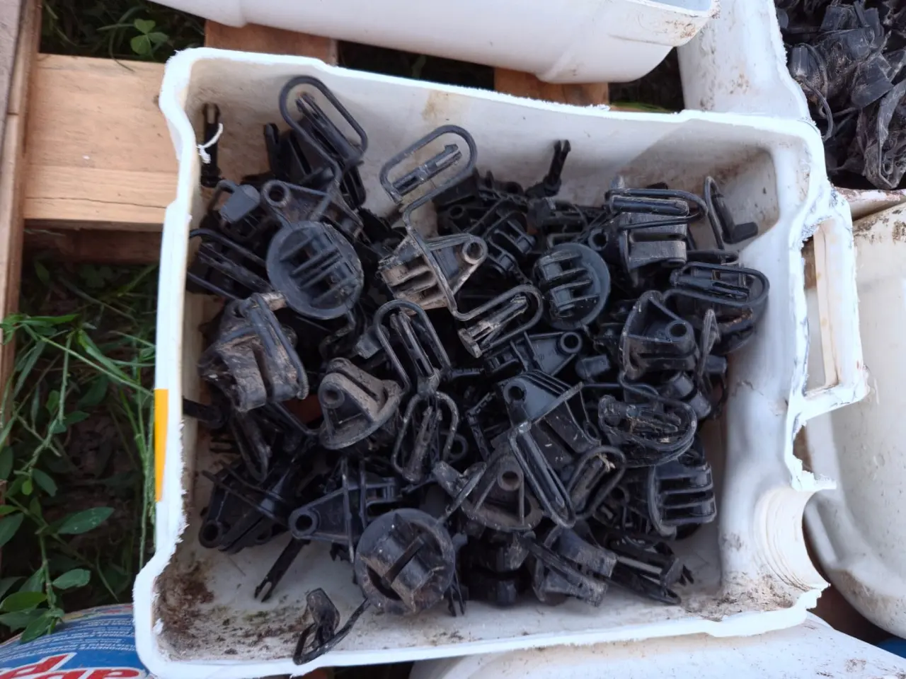 Used - Bucket (O) of Electric Fence Insulators - photo 2