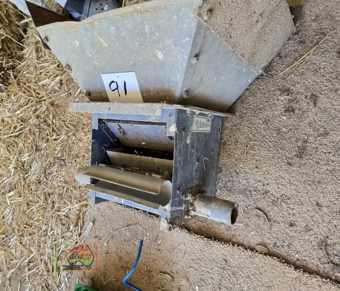 Cable-Vey Feed Hopper - photo 1