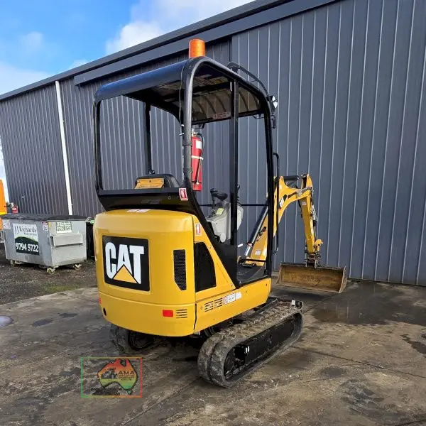 Caterpillar 301.4 Mini Excavator (2018) + Buckets & Optional Trailer - photo 8