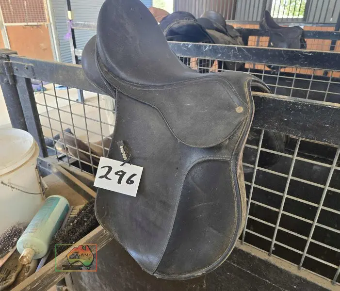 Wintec 15" Eventing Saddle - photo 2