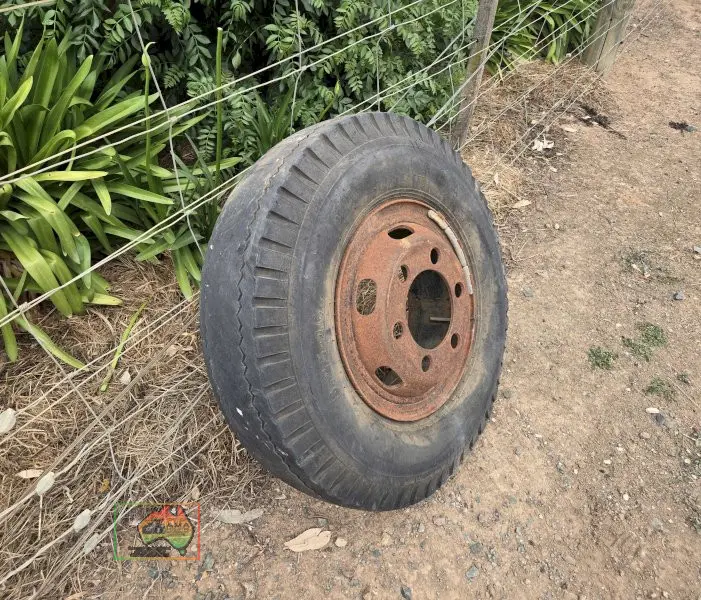 6 Stud Mitsubishi Truck Rim (8.25x16) - photo 2