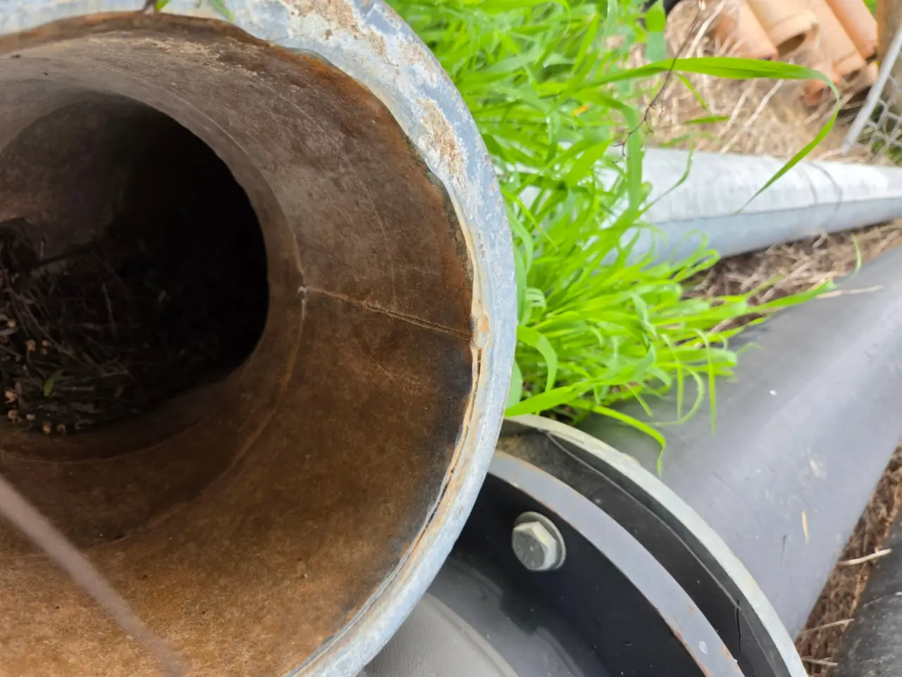 Galv. Pump Outlet Pipe 3.4m x 200mm - photo 3