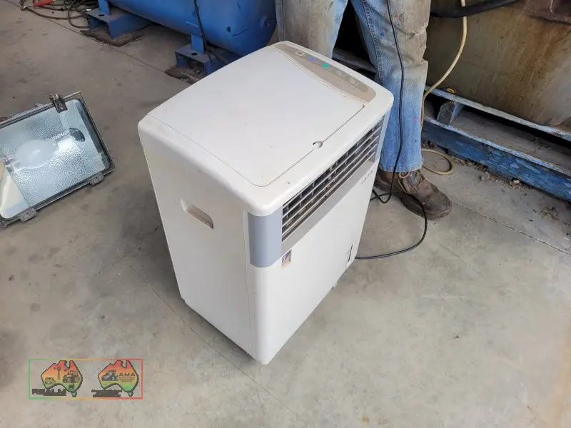 Goldair Electric Air Cond. Unit ~ Good Working Cond. (Kyabram Vic.) - photo 1