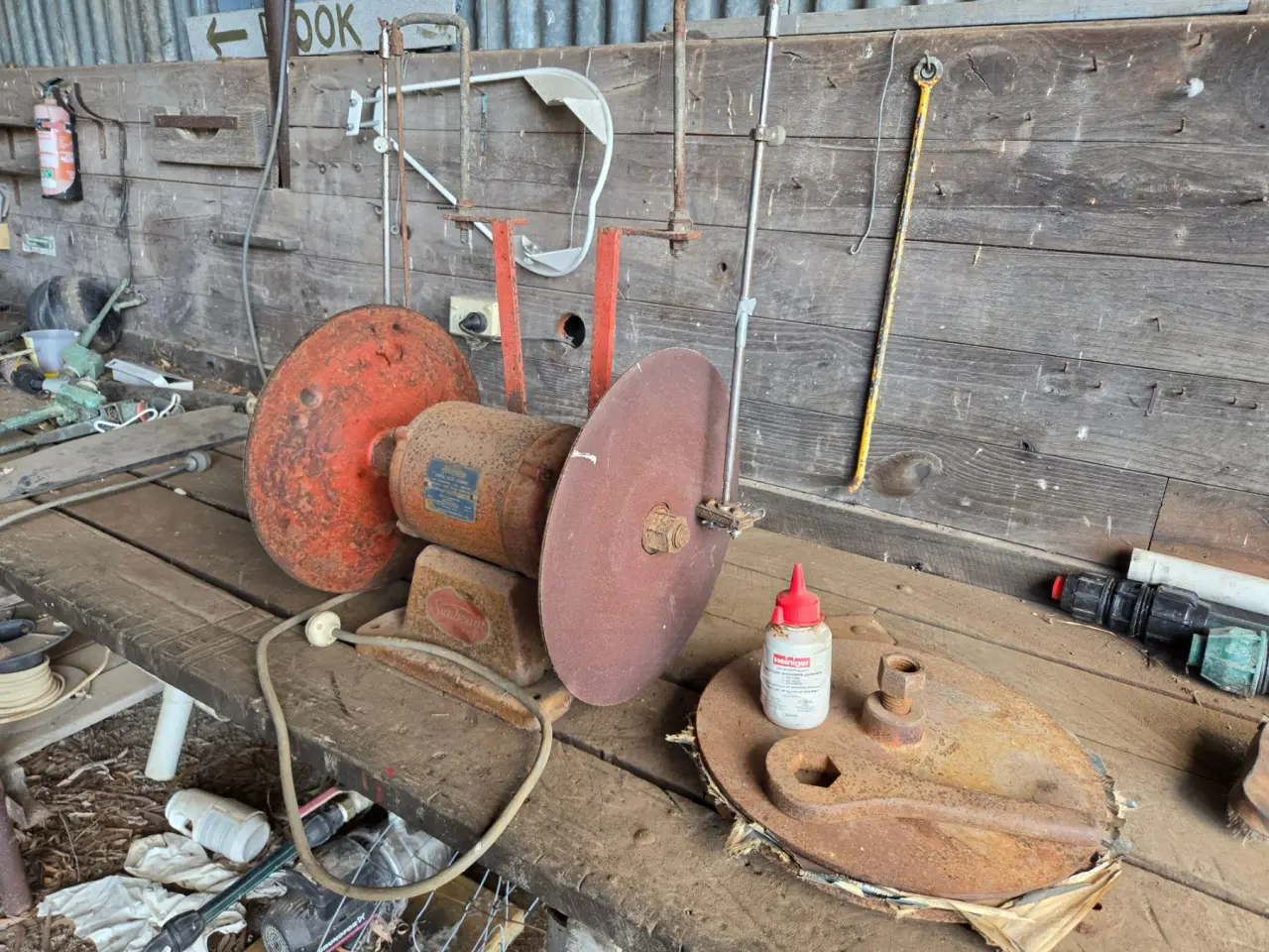Used - Sunbeam Double End Shearer's Grinder - photo 2