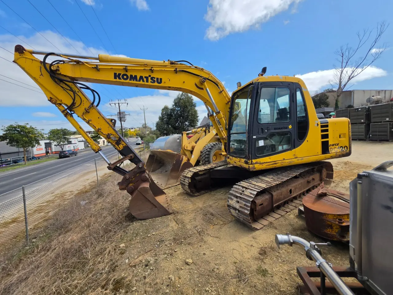 Komatsu PC-120 Excavator - photo 3