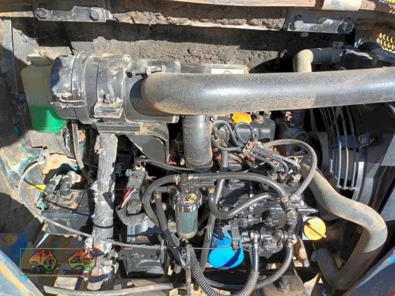 Komatsu PC05-7E Excavator - photo 6