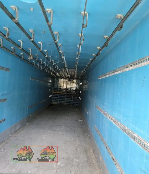 45ft FTE 'Meat Hanger' Fridge Van - photo 8