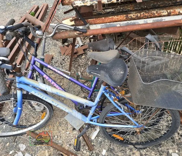 3x Bikes, 1x fold-up frame - photo 4