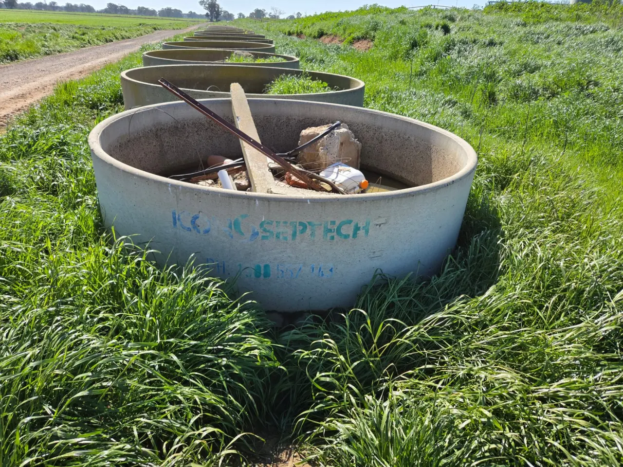 Septec 8ft Trough with Ball Valve (A) - photo 2