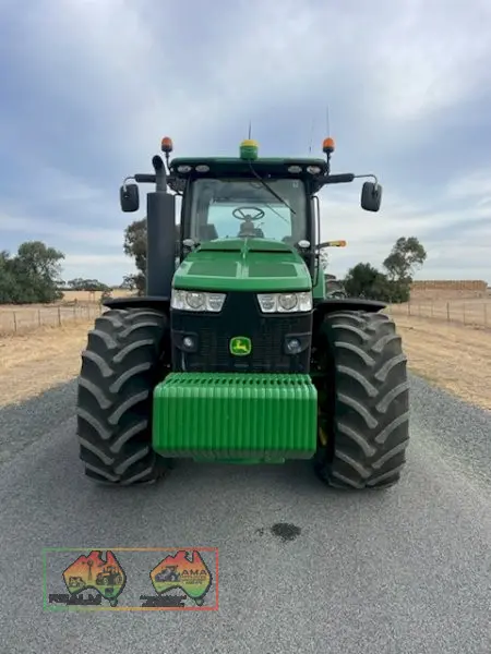 John Deere 8320R - photo 2